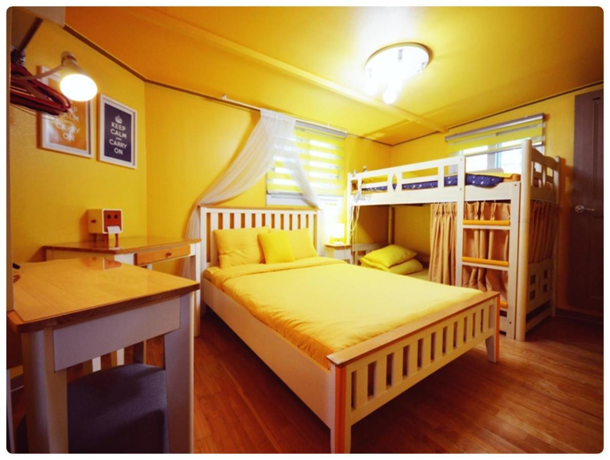 Han River Residence & Guesthouse Сеул Екстериор снимка
