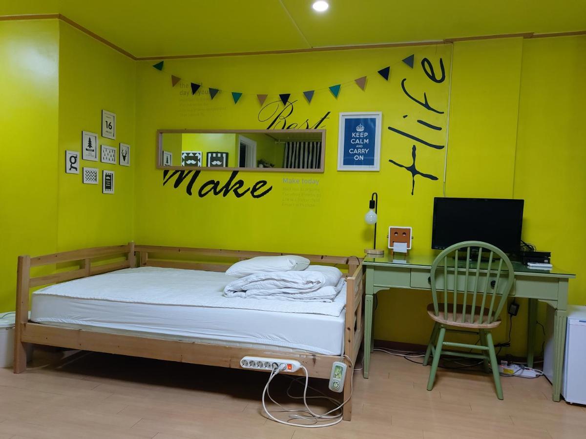 Han River Residence & Guesthouse Сеул Екстериор снимка
